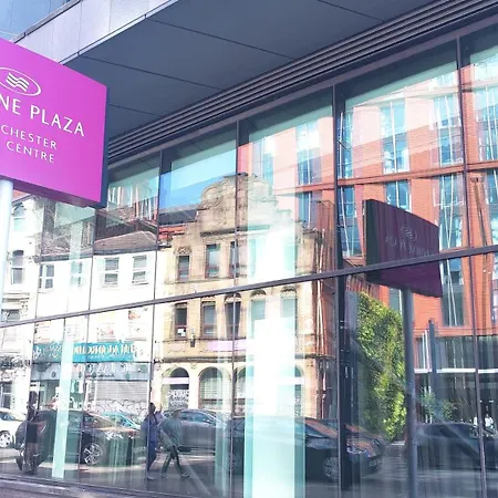 Bee Apartment Halo - Work N Relax 500Mbps Wifi And Netflix - City Centre With Paid Private Parking And Balcony-3